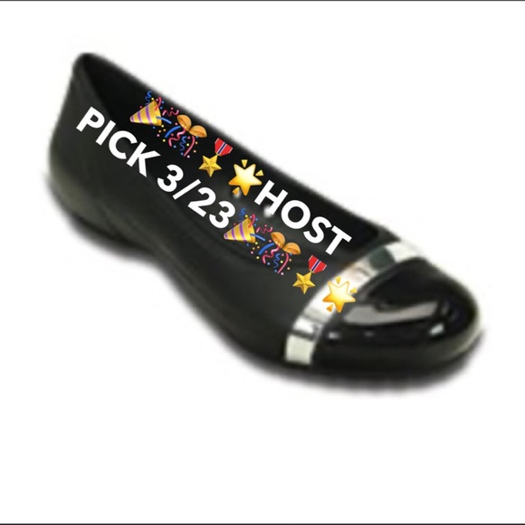 CROCS Shoes - 🎉HOST PICK!!🎉NWT Crocs Cap Toe Mirror Flat Sz 8